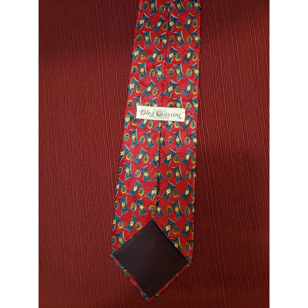 Vintage Oleg Cassini Polyester Necktie  Blue and Gold Geometric Red Fashion